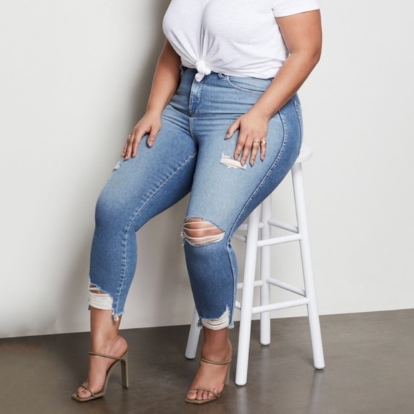 NWT Good American Good Curve High Rise Skinny Crop Distressed Jeans in Blue411 - Picture 1 of 10